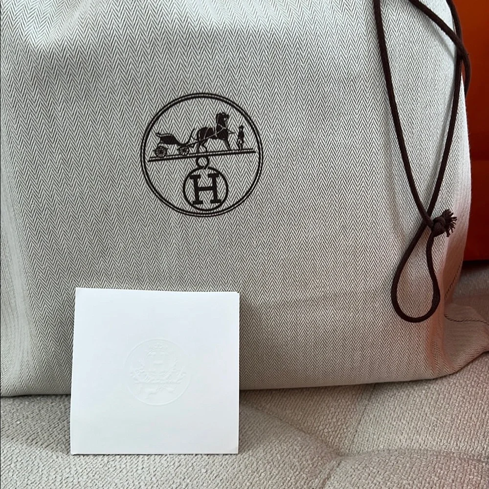 Hermes 2024 Cabasellier 31 Tote Shoulder Bag